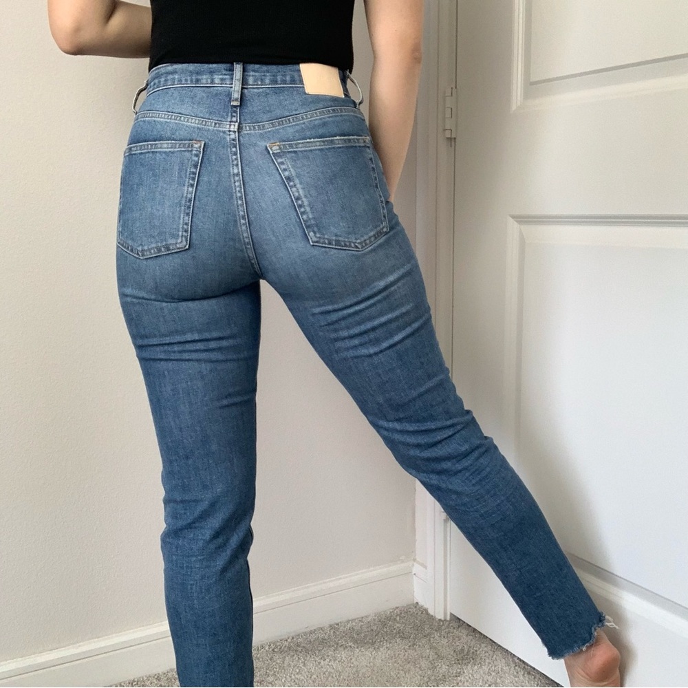 Everlane The Cheeky Jean Size 26 Regular High Waisted Medium Wash Tapered Leg